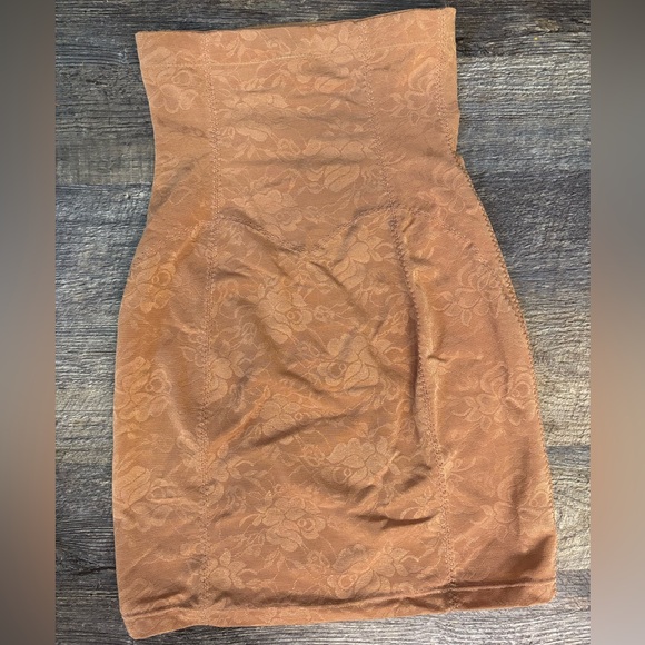 NWOT | Rhoda Shear | size S | Nude Jacquard Mesh Shaping Slip - Picture 3 of 5